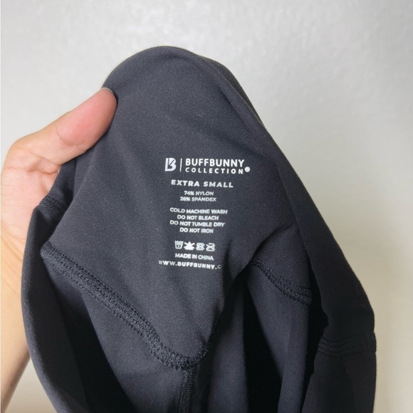 NWOT BuffBunny Legacy Shorts and Rosa Bra Set Size XS - Picture 8 of 14